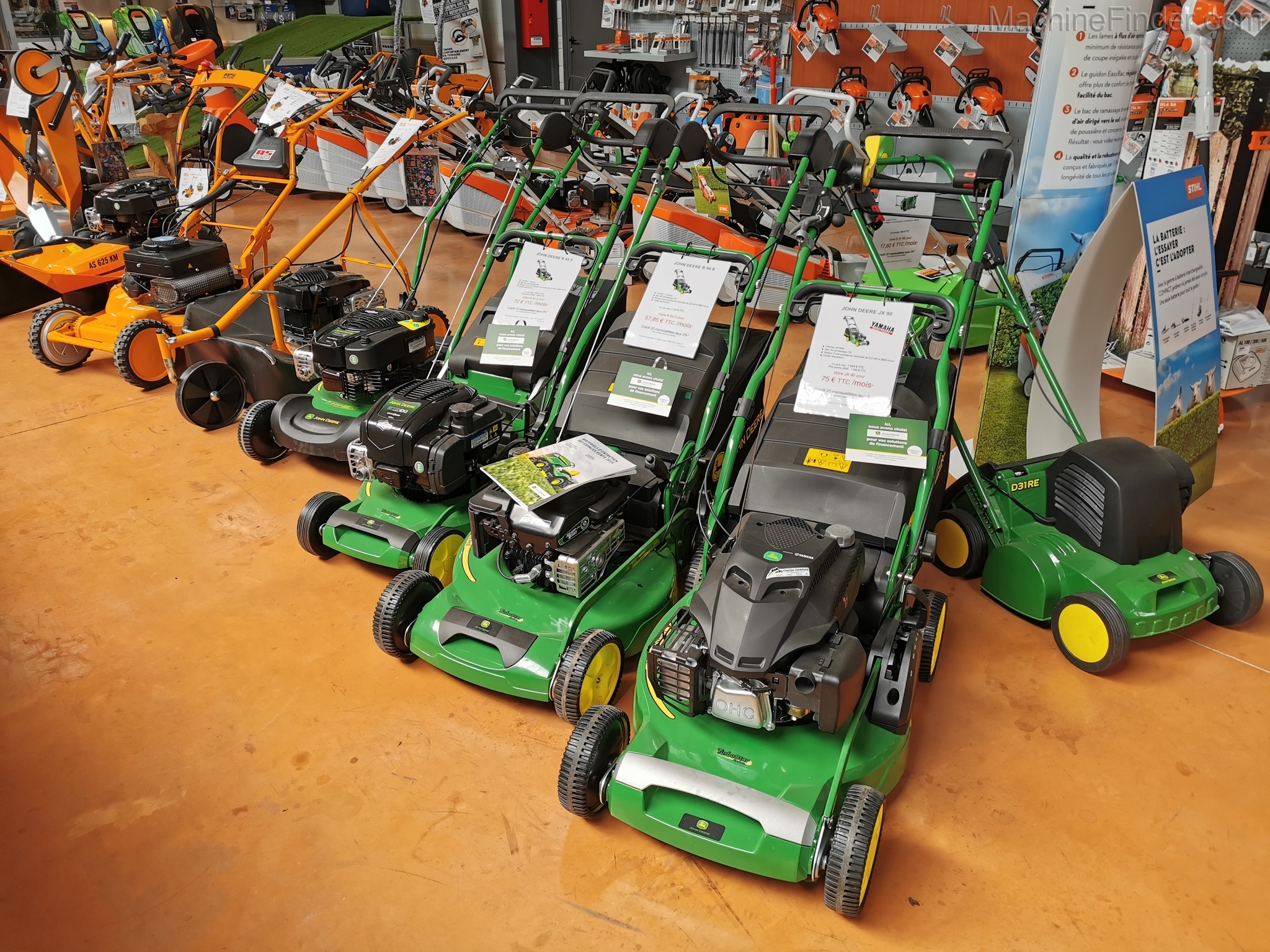 John Deere JS63V