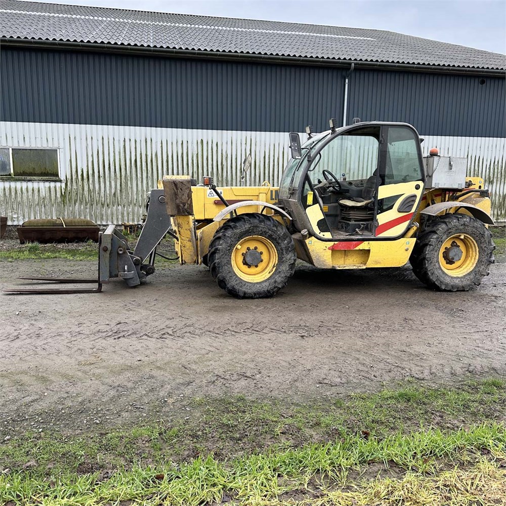 NEW HOLLAND LM 1440