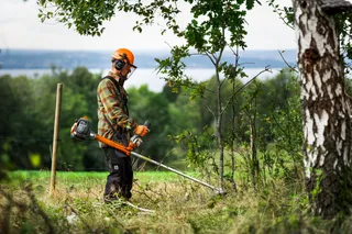 Husqvarna 235-R-1998-01