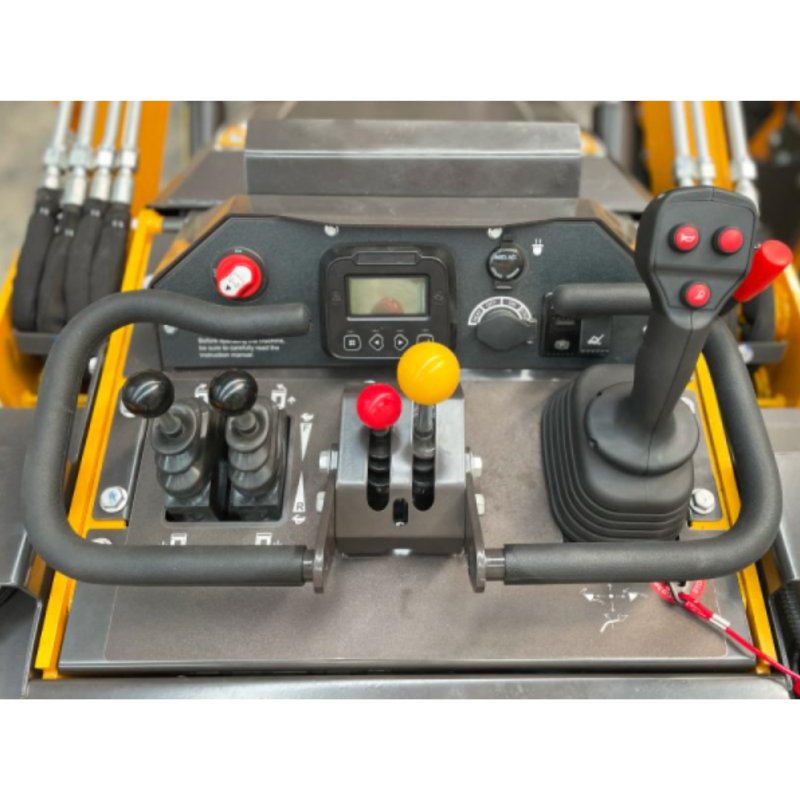 MINI SKID A CHENILLES KPC JKL1500 PRO - MOTEUR KUBOTA D1703BM - 24.8CV